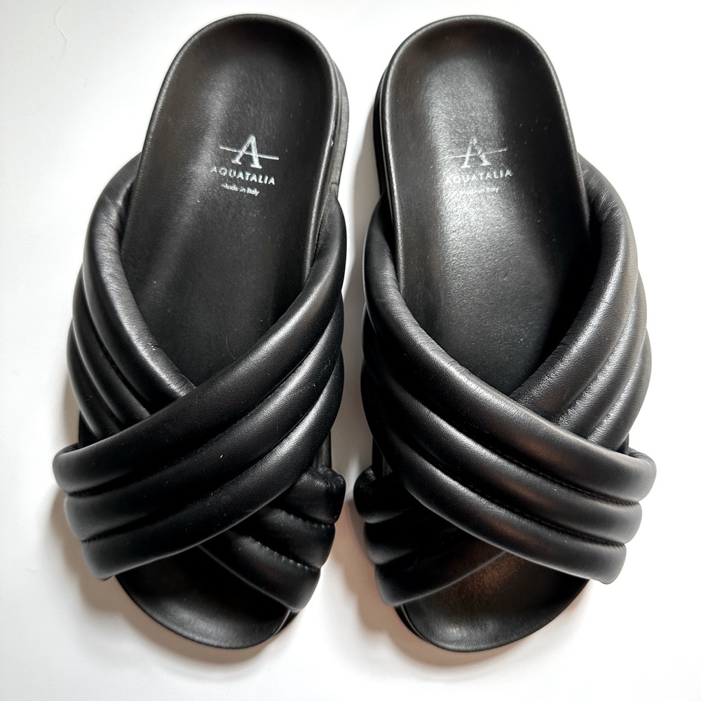 Like new Aquatalia lady slides